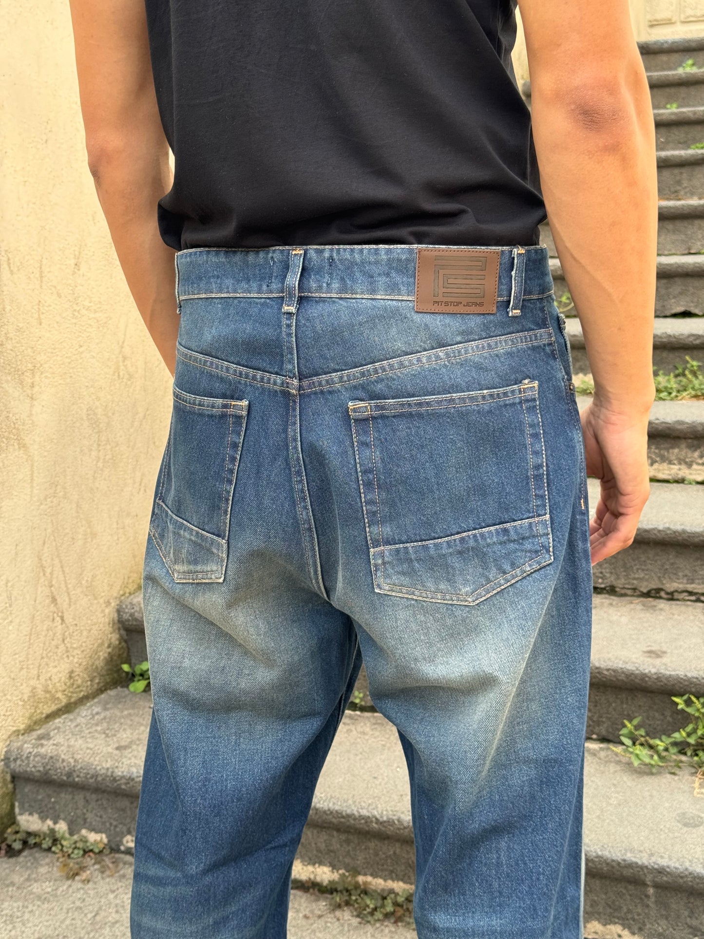 JEANS RELAXED FIT IN DENIM RIGIDO stone wash tè